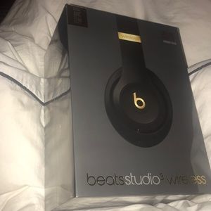 Beats studio headphones wireless